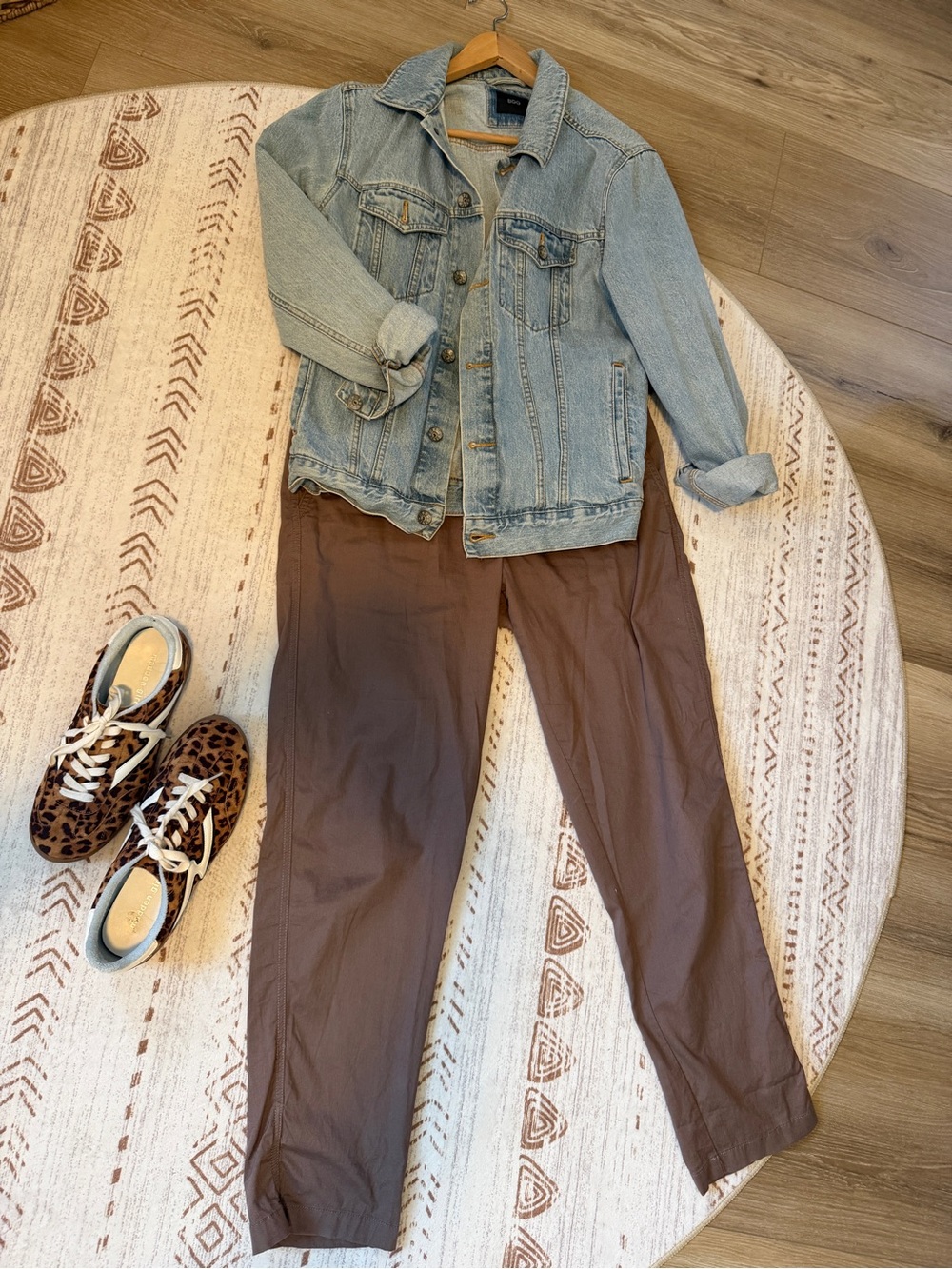 Pact Cotton Straight Leg Drawstring Pants in Brown